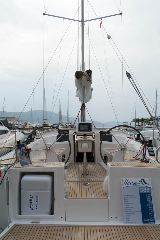 Яхта Hanse 385 на выставке Nautic Show в марине "Порто Монтенегро" в Тивате. Фото: Balkanpro.ru